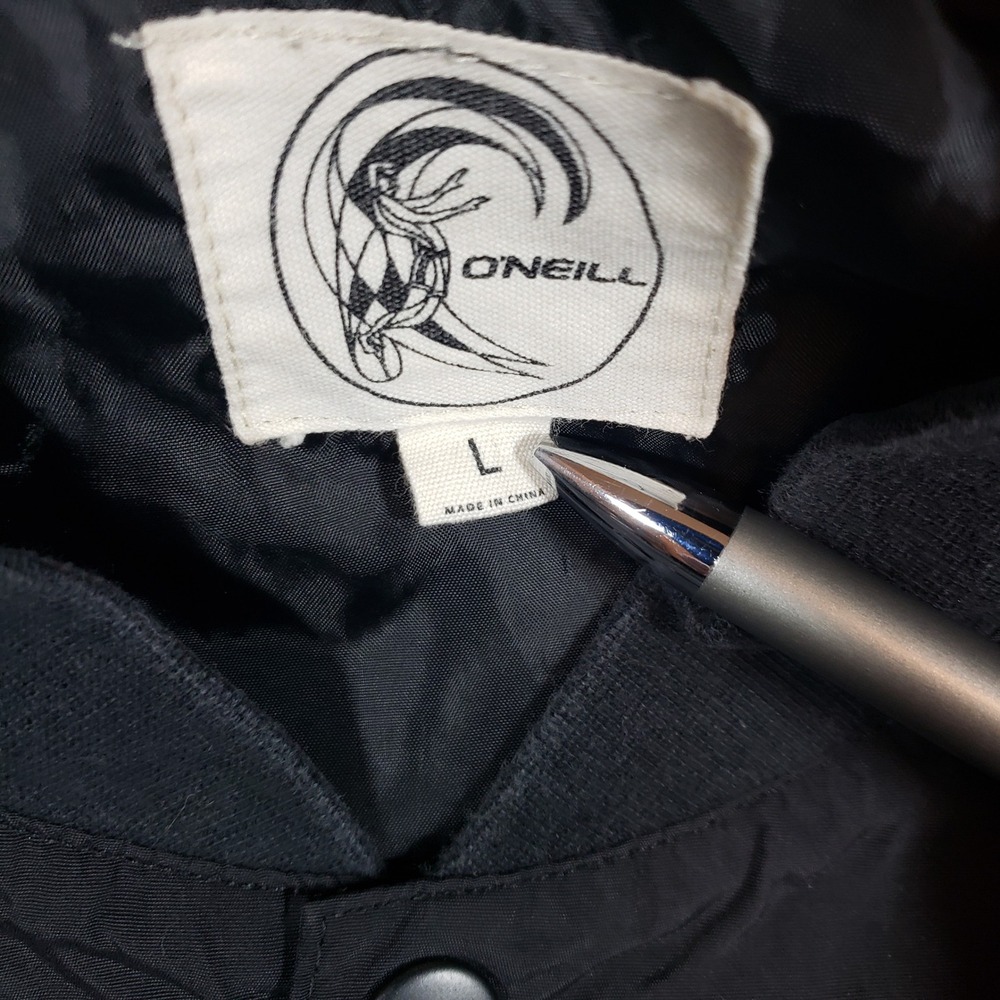 O Neill Surfing Company USA Black Bomber Jacket Mens Size L Snap Front Logo - Picture 2 of 7